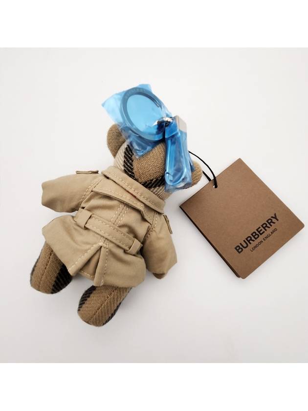 Trench Coat Thomas Bear Charm Key Holder Archive Beige - BURBERRY - BALAAN 5