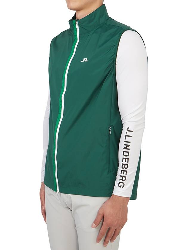 Ash Light Packable Vest Rain Forest - J.LINDEBERG - BALAAN 4