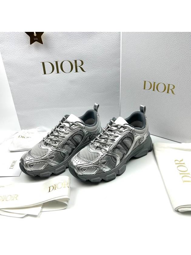 Chrono Mesh Laminated Leather Low Top Sneakers Grey - DIOR - BALAAN 5