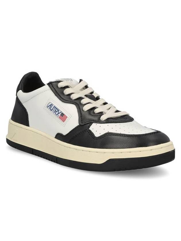 Medalist Killer Whale Sneakers White Black - AUTRY - BALAAN 3