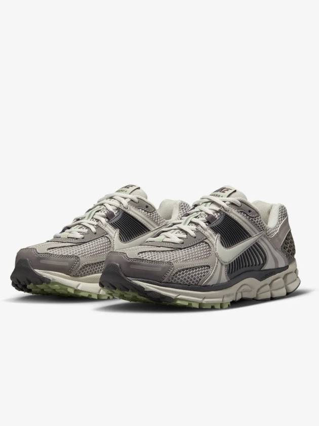 Zoom Vomero 5 Low Top Sneakers Cobblestone - NIKE - BALAAN 6