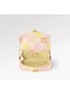 Pochette Metis East West Shoulder Bag Peach - LOUIS VUITTON - BALAAN 5