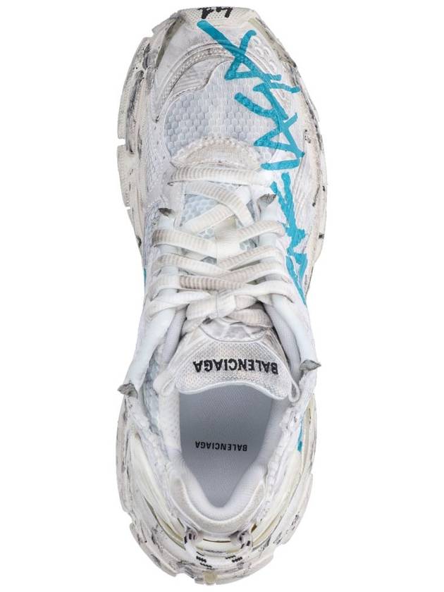 Runner Graffiti Low Top Sneakers White - BALENCIAGA - BALAAN 6