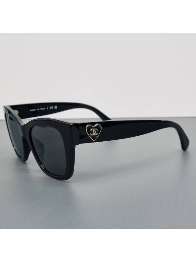 Heart Sunglasses Black A71468 - CHANEL - BALAAN 3