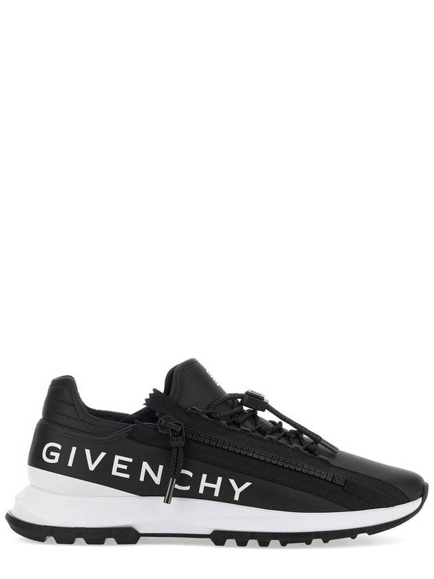 Specter Runner Low Top Sneakers Black - GIVENCHY - BALAAN 1