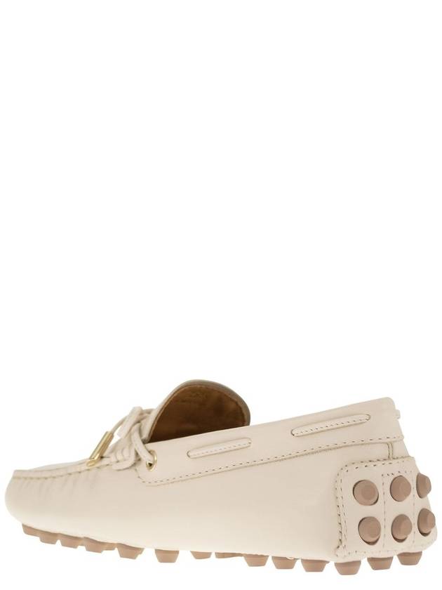 Gommino Bubble Leather Driving Shoes Off White - TOD'S - BALAAN 4