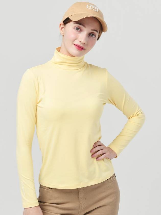 Functional Warm Span Mock Neck Soft Yellow T-shirt DO5232TS02-3 - DOYOUKNOWMC GOLF WEAR - BALAAN 1