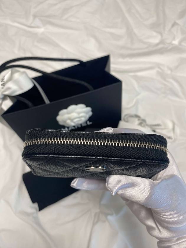 Classic Zipped Coin Purse Grained Calfskin Silver Black - CHANEL - BALAAN.