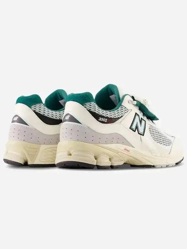 2002R Low Top Sneakers White Green - NEW BALANCE - BALAAN 4