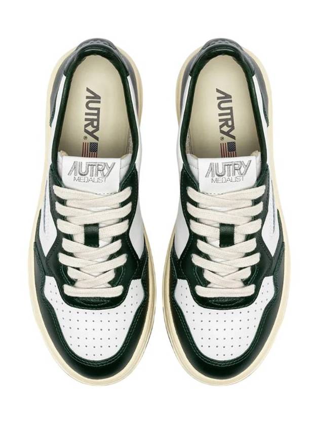 Autry Medalist Low Two-Tone Sneakers In White And Mountain Green Leather - AUTRY - BALAAN 4