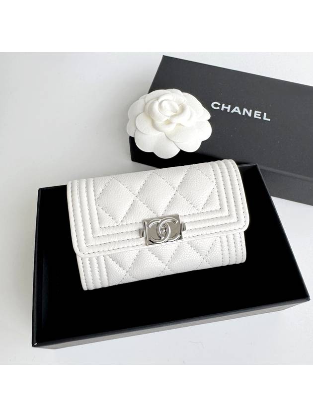 Boy Snap Card Wallet White Silver A80603 - CHANEL - BALAAN 2