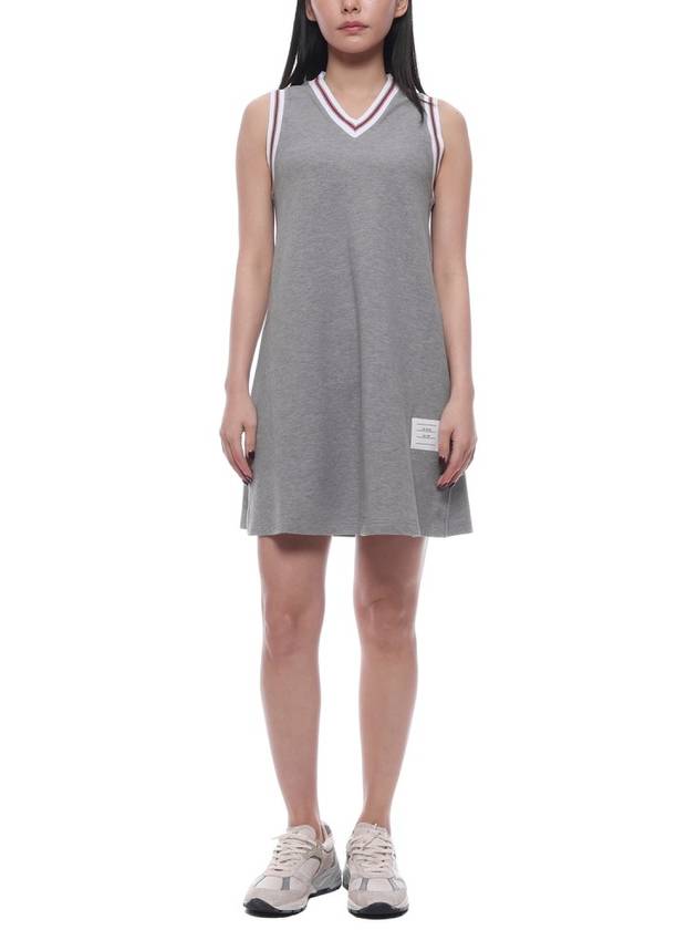 Women's Classic Pique Stripe V-Neck Cotton Tennis Dress Grey - THOM BROWNE - BALAAN 4