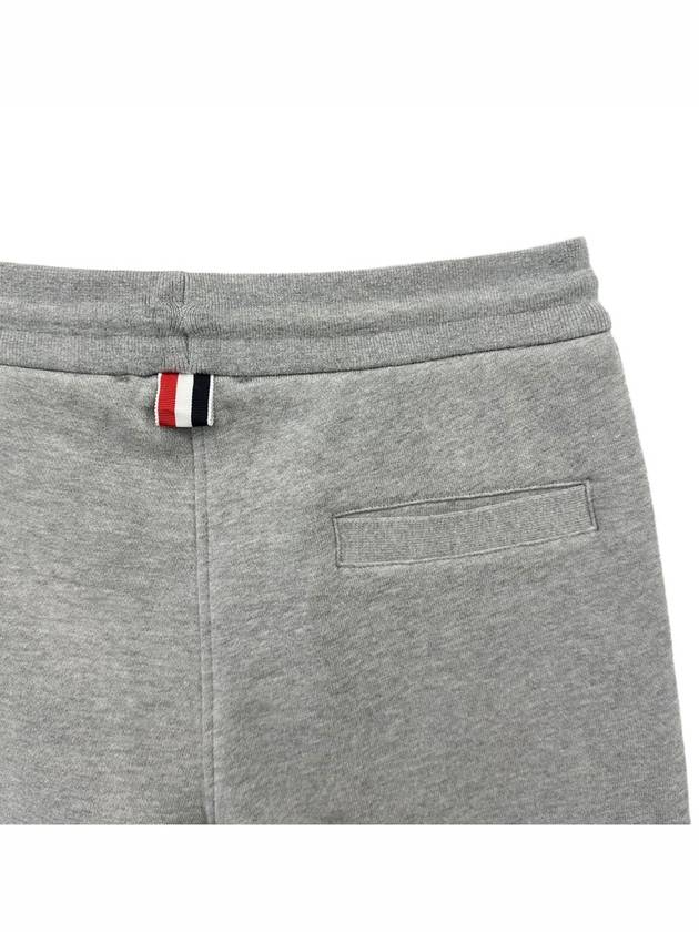 diagonal armband training shorts MJQ012H 068 - THOM BROWNE - BALAAN 4