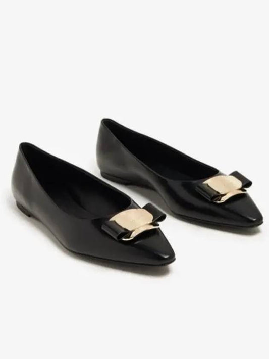 New Vara Plate Ballet Flat Black - SALVATORE FERRAGAMO - BALAAN 2