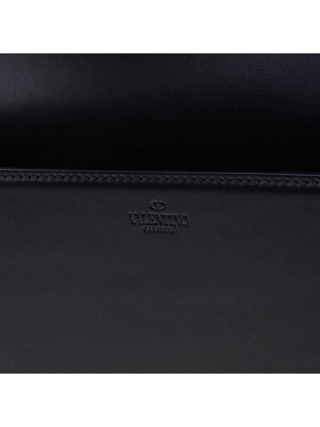 V Logo Leather Clutch Bag Black - VALENTINO - BALAAN 11