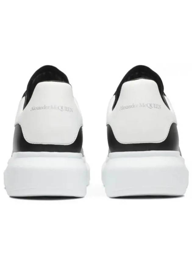 Oversized Leather Tab Low Top Sneakers Black - ALEXANDER MCQUEEN - BALAAN 4