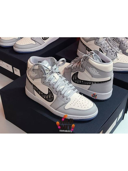 Air Jordan 1 x Dior Retro High Top Sneakers - NIKE - BALAAN 2