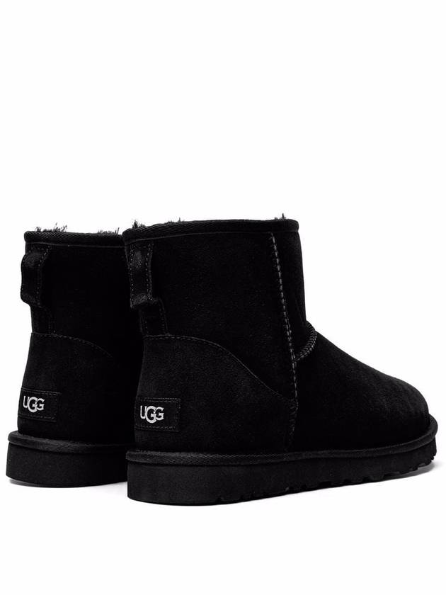 Classic Mini Winter Boots Black - UGG - BALAAN 4