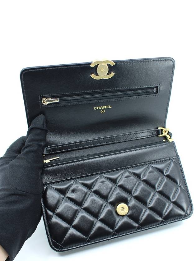 CH Lambskin Season CC Black WOC Gold CH41BG012 - CHANEL - BALAAN 7