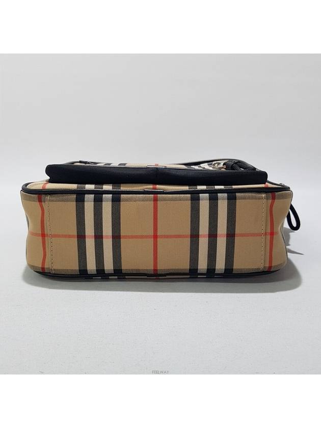 Vintage check cross body bag 8010152 - BURBERRY - BALAAN 6