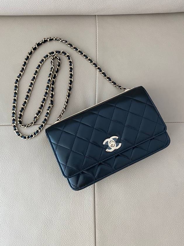 Trendy CC WOC Chain Bag Cross Bag Lambskin Black Gold A80982 - CHANEL - BALAAN 10