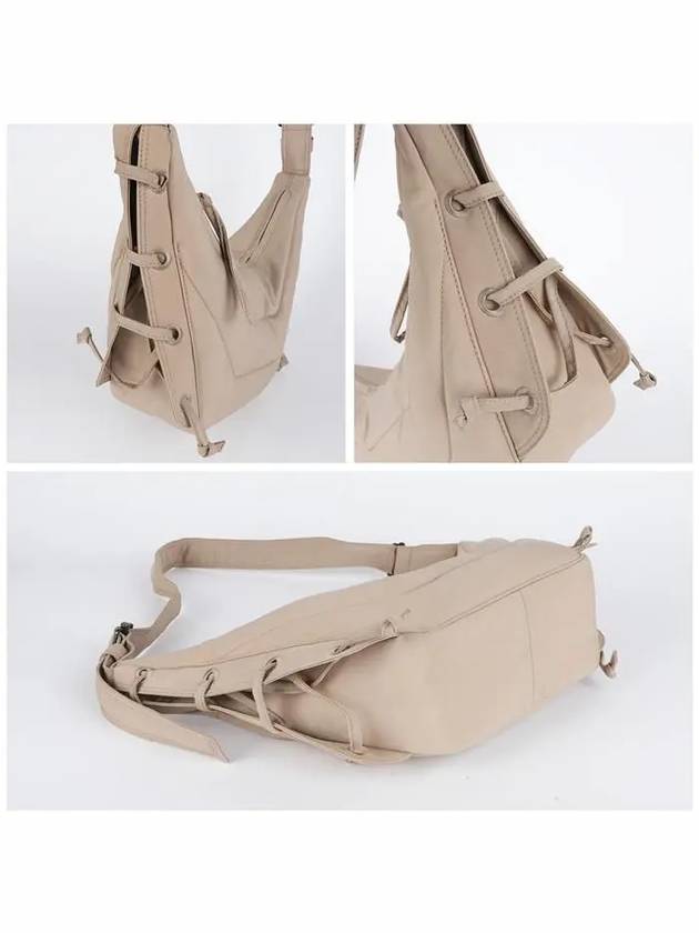 Small Soft Game Shoulder Bag Chalk - LEMAIRE - BALAAN 5