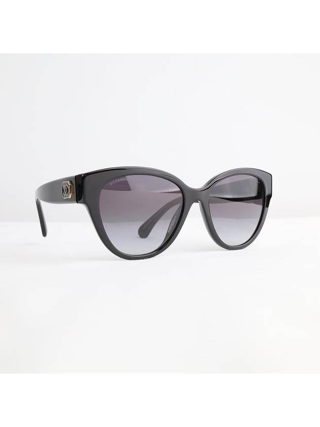 Eyewear Butterfly Heart Logo Sunglasses Black Grey - CHANEL - BALAAN 6