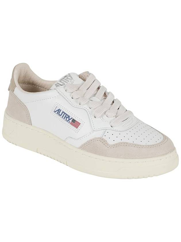 Women's Medalist Leather Low Top Sneakers White Beige - AUTRY - BALAAN 4