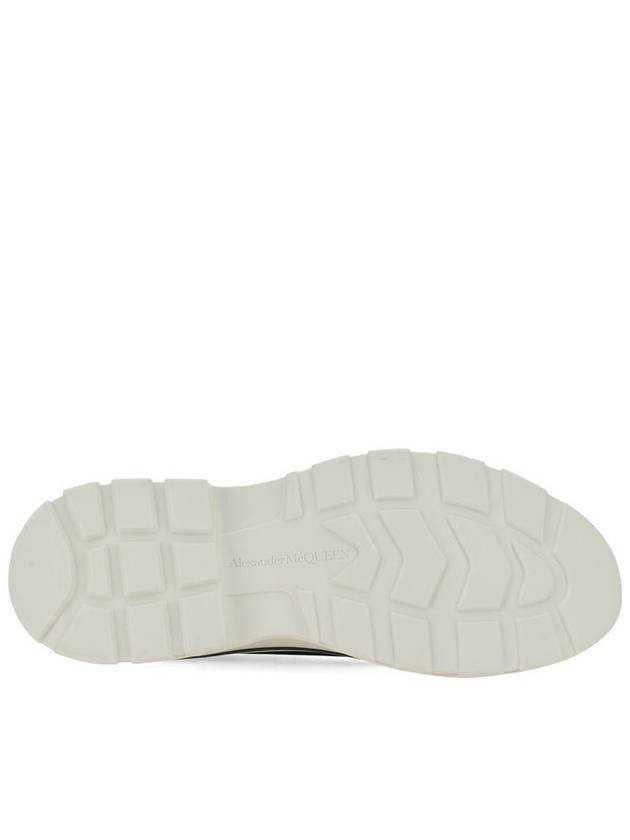 Tread Slick Platform Low Top Sneakers Black White - ALEXANDER MCQUEEN - BALAAN 7