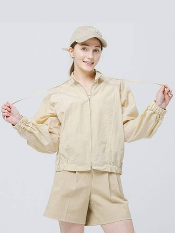 Golf Sharing Stand Collar Beige Wind Jumper DO2232WB02 - DOYOUKNOWMC GOLF WEAR - BALAAN 1