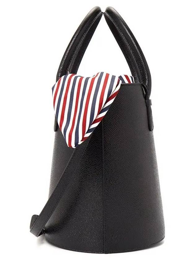 Pebble Grain Leather Bucket Bag Black - THOM BROWNE - BALAAN 4