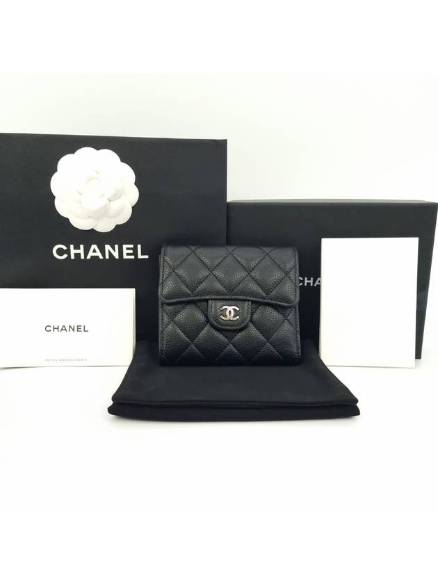 Caviar flap bifold wallet - CHANEL - BALAAN 10