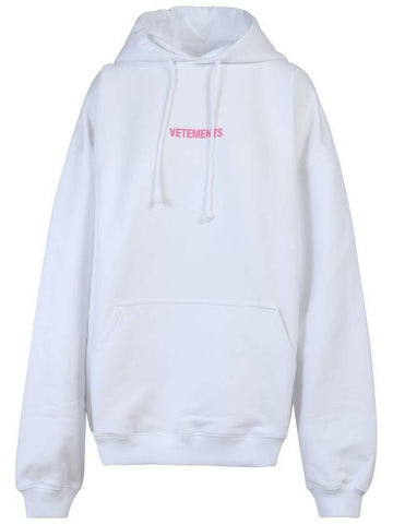 Logo Label Hoodie White - VETEMENTS - BALAAN 1