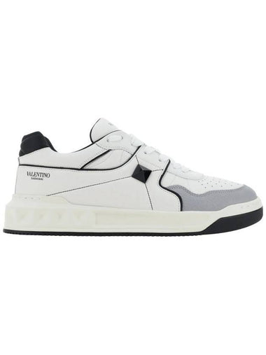 One Stud Nappa Low Top Sneakers White - VALENTINO - BALAAN 1