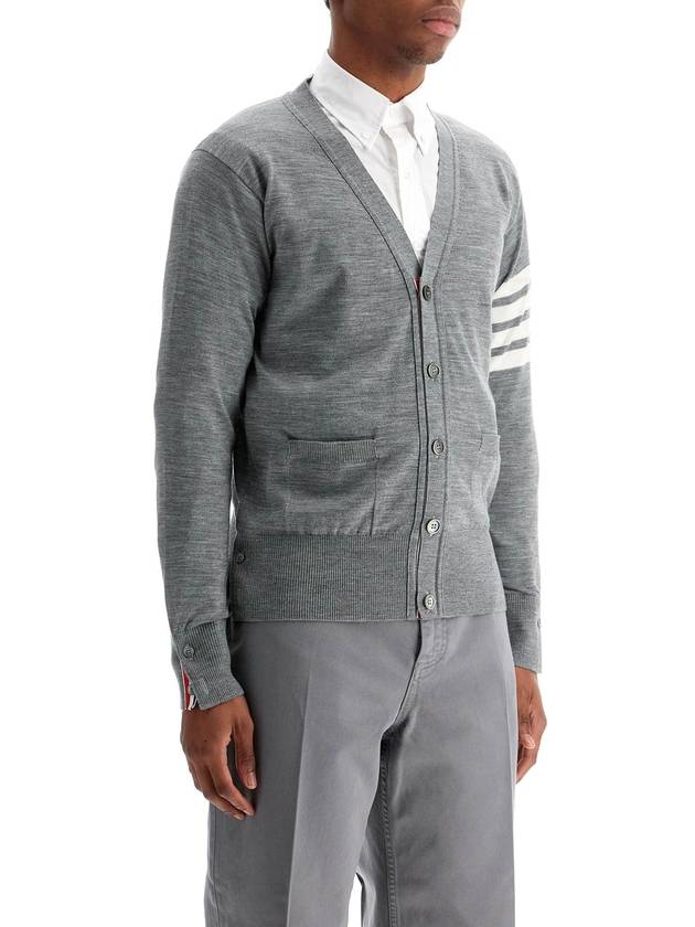 Men's Sustainable Classic Diagonal Wool Cardigan Pale Grey - THOM BROWNE - BALAAN 3