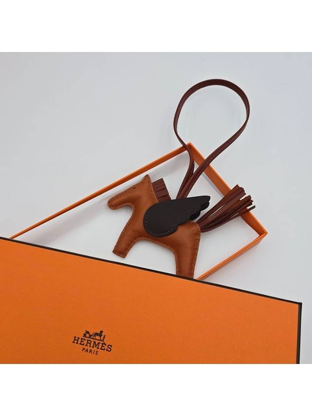 Rodeo Pegase PM Charm Key Holder Gingerbread Sienne Mocha - HERMES - BALAAN 7