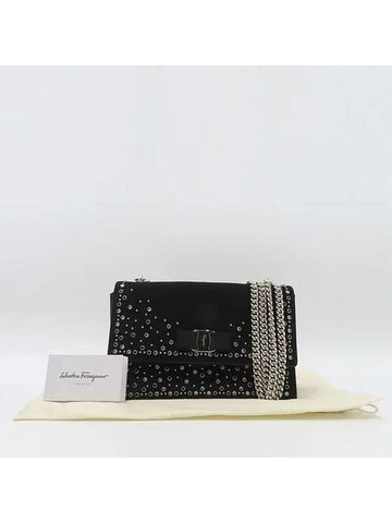 Ferragamo 21 G868 Black Suede Vara Ribbon Decorated Flap Silver Chain Shoulder Bag - SALVATORE FERRAGAMO - BALAAN 1