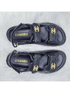 Sandals Crumpled Shiny Lambskin Black - CHANEL - BALAAN 5