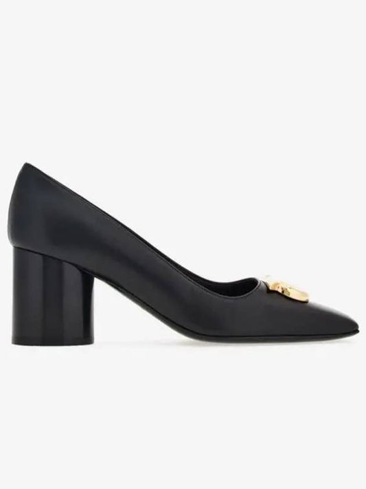 Gancini Leather Pumps Black - SALVATORE FERRAGAMO - BALAAN 2