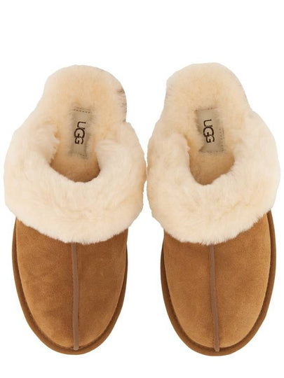 Scuffette II Slippers Brown - UGG - BALAAN 2