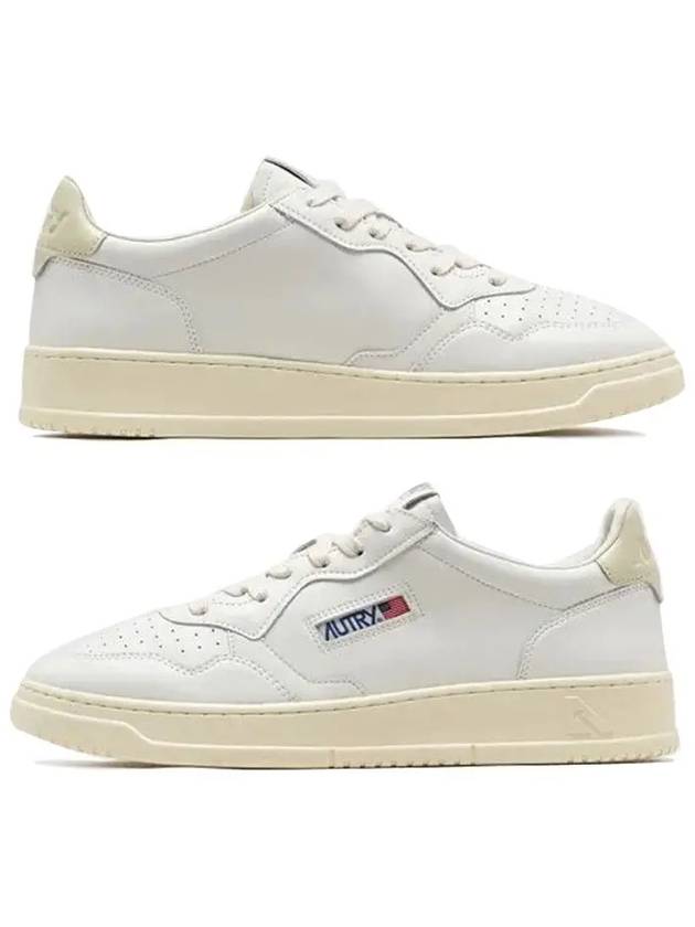 Men's Medalist Leather Low Top Sneakers White - AUTRY - BALAAN 3