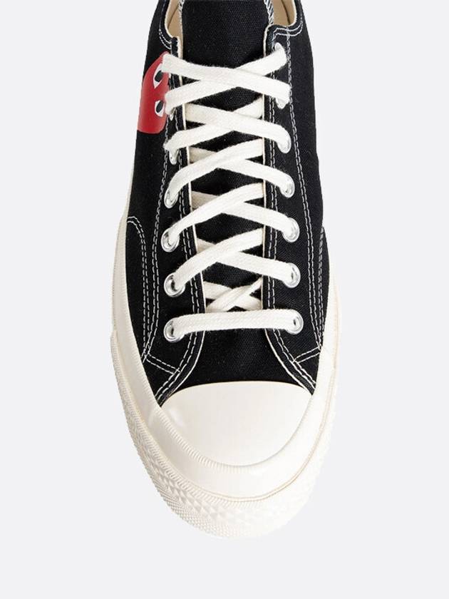 Comme des Gar ons Converse Mini Heart Chuck 70 Low Black A08804C - COMME DES GARCONS PLAY - BALAAN 4