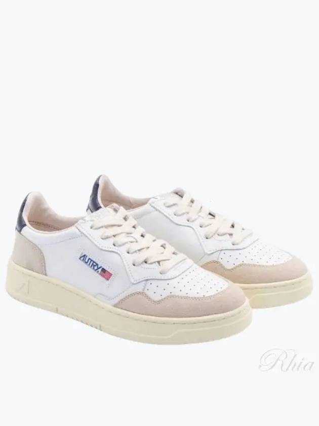 Medalist Navy Tab Low Top Sneakers White Blue - AUTRY - BALAAN 2