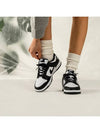 Women's Dunk Low Top Sneakers Black - NIKE - BALAAN 3