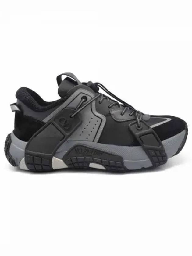 Wod Low Top Sneakers Black - VALENTINO - BALAAN 2