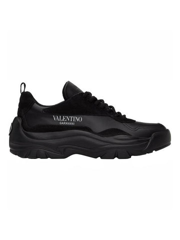 Men's Banshee Gumboy Low Top Sneakers Black - VALENTINO - BALAAN 1