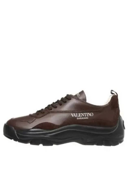 Gumboy Logo Print Leather Low Top Sneakers Brown - VALENTINO - BALAAN 2