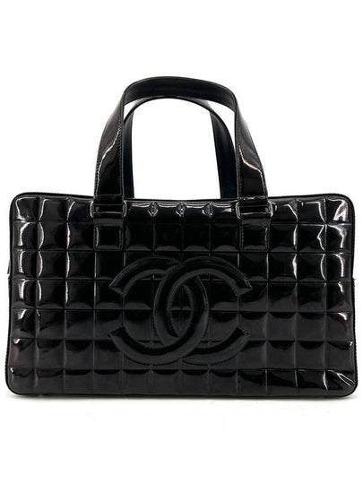 Chocolate bar patent Boston bag shoulder tote - CHANEL - BALAAN 2