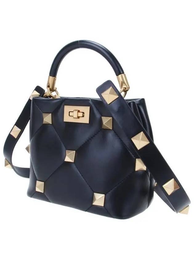 Roman Stud Small Top Handle Tote Bag Black - VALENTINO - BALAAN 3