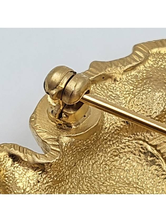 Women s gold bug brooch 3945 - CHANEL - BALAAN 18